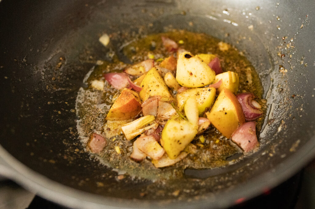 LEBERVURST Gewürzein der Pfanne