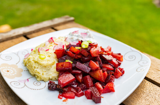 Rote Bete mit Apfel u Zwiebel