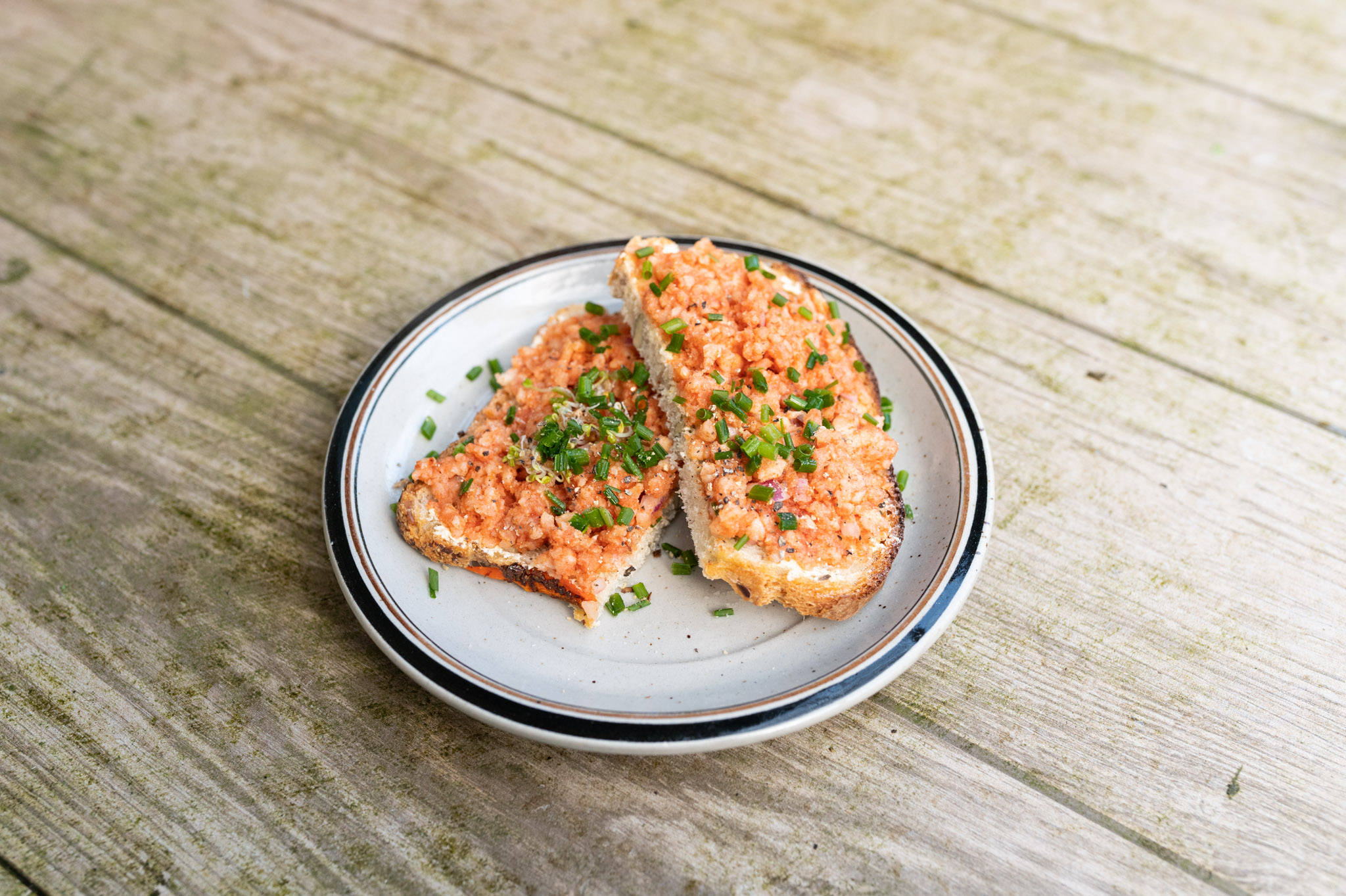 Veganes Zwiebelmett aus Reiswaffeln